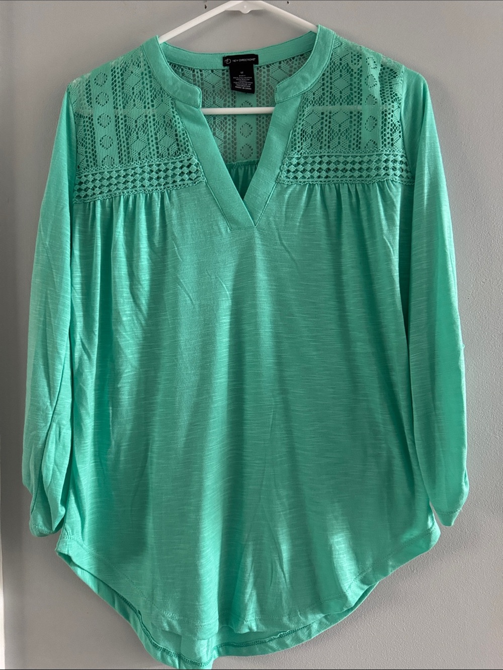 New Directions Medium Aqua Lace Yoke 3/4 Sleeve Blouse